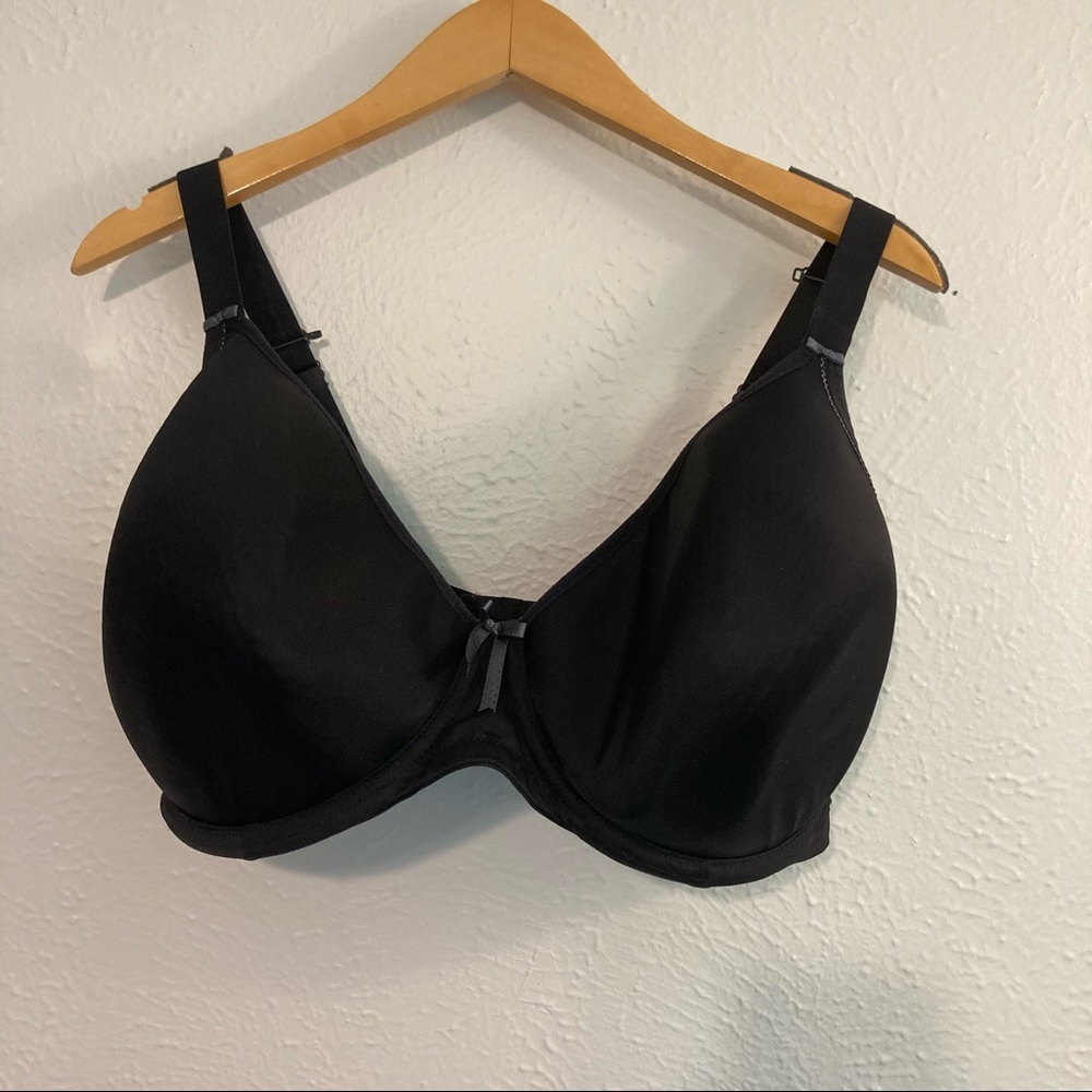 Elomi US 36K Black Firm Cup Bra